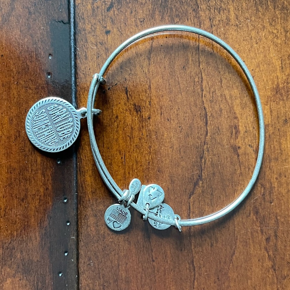 Alex and Ani BORN TO BE SOMETHING silver bracelet